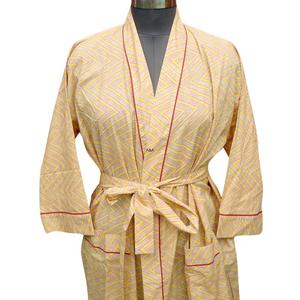 Kimono indio 100% algodón con estampado floral digital, cuello en V, para mujer, ropa informal con cierre de cinturón, para verano, otoño y primavera. - Product Image 3