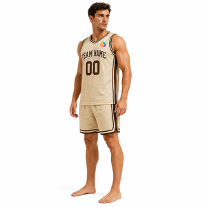 Uniforme de baloncesto transpirable diseñado para brindar comodidad ligera y movimiento flexible durante el entrenamiento activo, la práctica y el juego. - Product Image 4