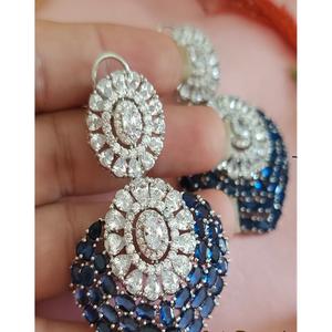 ต่างหูเงินชุบคุณภาพพรีเมียมประดับเพชรซีกอนสวยงามสำหรับผู้หญิงและเด็กผู้หญิง เหมาะสำหรับใส่ในงานกลางคืนหรืองานปาร์ตี้ - Product Image 1