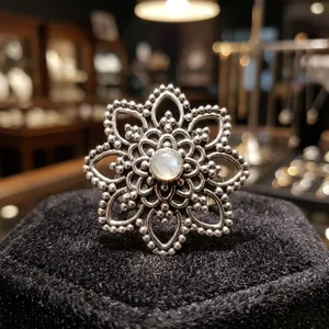 Anillo de cóctel de plata 925 con piedra lunar arcoíris en forma de flor, estilo bohemio para mujer, joyería llamativa, regalo - Product Image 3