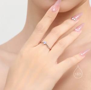 แหวนมูนสโตนแบบมินิมอล วีริง ทำจากเงินสเตอร์ลิง ขนาด 3 มม. ประดับมูนสโตนแบบฝังหนามเตย แหวนปรับขนาดได้ แหวนลายเชฟรอน มูนสโตนจำลอง - Product Image 2