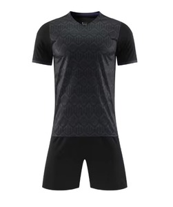 Ensemble de maillot de football pour homme, blanc et noir, à blocs de couleur, manches courtes, polyester respirant, coupe régulière, col rond, taille élastique - Product Image 6