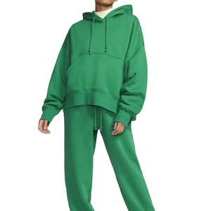 Vente chaude personnalisé femmes pull à capuche décontracté recadrée surdimensionné grande taille sweat pour l'hiver et l'été avec col à capuche - Product Image 3