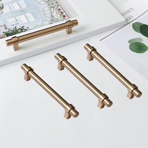 มือจับตู้เสื้อผ้าทองเหลืองร่วมสมัย มือจับตู้ห้องน้ำ อุปกรณ์ฮาร์ดแวร์ประตูเฟอร์นิเจอร์ รูปทรงสี่เหลี่ยมผืนผ้า ทนทาน เป็นมิตรกับสิ่งแวดล้อม ใช้งานง่าย - Product Image 2