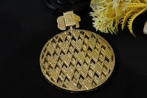Colgante Personalizado de Plata de Ley 925 con Foto, Lujoso, Redondo, con Moissanita y Baño de Rodio - Product Image 5