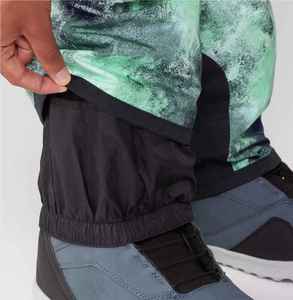 Pantalones de Supervivencia para Clima Frío con Triple Capa Laminada Impermeable, Impresión por Sublimación, Pantalones para Esquí y Nieve - Product Image 6