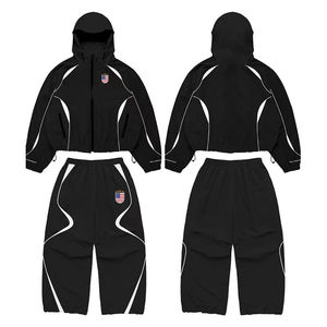 Ensemble de course 2 pièces plissé en nylon respirant personnalisé pour homme, coupe-vent réfléchissant anti-UV, tenue de sport décontractée d'hiver respectueuse de l'environnement - Product Image 3