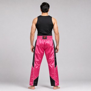 Pantalon de kick-boxing haute performance offrant un confort léger, une conception respirante et une qualité athlétique fiable. - Product Image 2