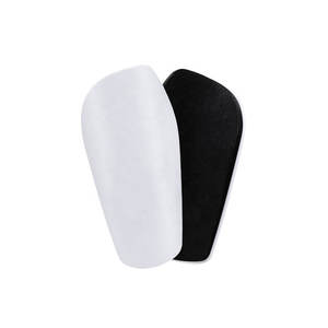 Espinilleras de Fútbol con Diseño Nuevo 2026, OEM, Personalizables con Logotipo, Sublimadas por Calor, Profesionales para Partidos - Product Image 2