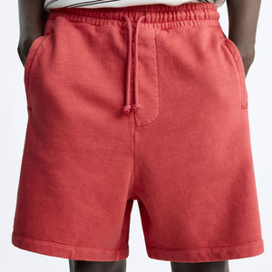 Shorts Bermuda en coton rouge pour homme avec cordon de serrage à la taille et poches avant, style décontracté, logo personnalisé imprimé - Product Image 6