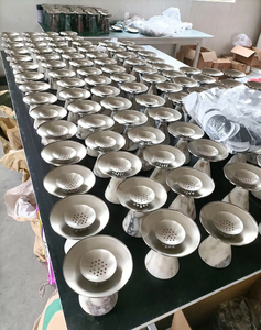 Encensoir sur piédestal en acier inoxydable blanc pur nordique, avec bassin métallique perforé, ensemble brûleur à oud 100% naturel et durable - Product Image 6