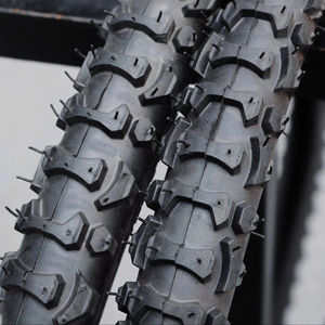 Neumático Plegable HOT 2026 KUMA KB107 de Caucho Natural Duradero con Patrón de Bloques, Negro 4PR para Bicicletas de Montaña y Uso Urbano - Product Image 1