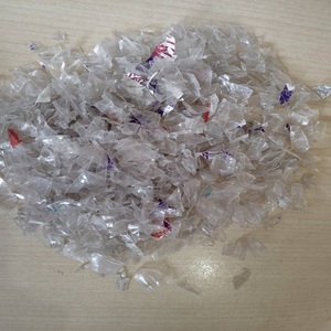 Flocons de bouteilles en PET recyclables pour les industries de la fabrication de plastiques, avec un matériau propre, une qualité uniforme et une utilisation industrielle flexible. - Product Image 4