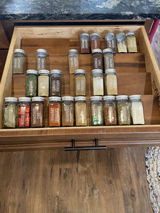 Estante para especias de bambú y madera de acacia de 4 niveles, cajón rectangular, 64 tarros de cerámica, organizador, logotipo personalizable para almacenamiento doméstico, cocina - Product Image 6