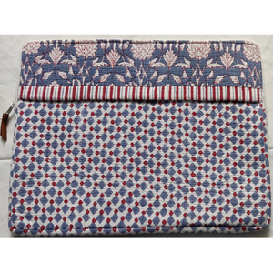 Funda Acolchada Premium para Laptop, Estampada a Mano, de Uso Diario, Hecha a Mano con Algodón Puro, Ligera y Suave al Tacto, Protector de Laptop - Product Image 1