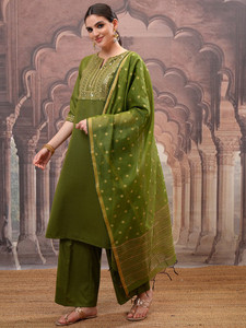Green Embroidered Sequined Quick Dry <b>Kurta</b> Palazzo Dupatta Traditional Ethnic Wear <b>Women</b> Regular Fit Knee-Length Silk Blend - Product Image 3