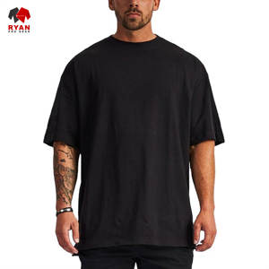 Ryan Pro Gear T-shirts personnalisés pour hommes Tissu respirant et confortable avec broderie de logo personnalisée - Product Image 4
