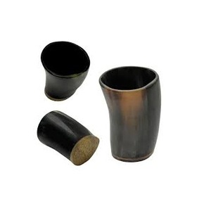 Tasse à boire en corne de buffle naturelle imperméable de haute qualité et tasses courtes en corne de Viking pour usage domestique, hôtelier et festif - Product Image 2