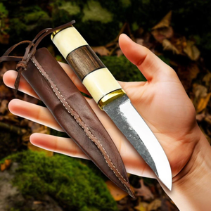 Cuchillo Vikingo Forjado a Mano, Cuchillo de Supervivencia de Acero al Carbono Hecho a Mano con Funda de Cuero, Hoja de Utilidad para Supervivencia al Aire Libre, Cuerno y Madera - Product Image 4