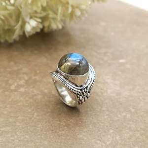Brass 925 Sterling <b>Silver</b> Natural Labradorite <b>Ring</b> Handcrafted Vintage Bohemian Blue Flash Gemstone <b>Statement</b> <b>Ring</b> for Women - Product Image 4