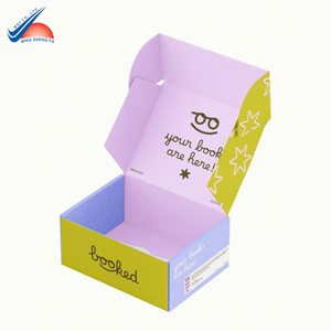 Caja de Envío de Ropa Ecológica Premium de Cartón Kraft Diseñada para la Experiencia de Envío y Desempaquetado de Moda - Product Image 4