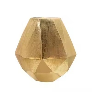 Elegante Florero Metálico para Centro de Mesa, Soporte Floral Estilizado para Sala de Estar, Dormitorio, Oficina o Mesa - Product Image 4