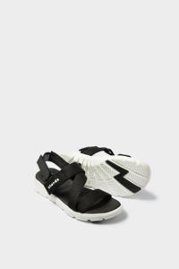 Sandales noires décontractées à talon confortable et bride pour mouvements actifs, 20 000, haute qualité, bout ouvert, F6 Sport Times Adhesion - Product Image 3