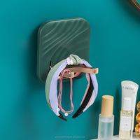 Support mural carré multifonctionnel en plastique PP moulé par injection, durable et résistant à l'eau, pour sèche-cheveux de salle de bain
