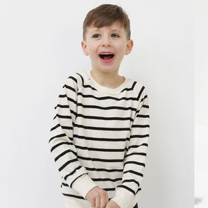Pull-over en maille à col rond gris pour garçons, style décontracté, collection automne, vente en gros - Product Image 6