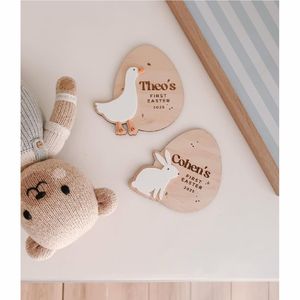 Figura Decorativa de Conejo de Pascua Hecha a Mano en Madera Blanca y Dorada con Cinta de Yute para Decoración del Hogar u Oficina - Product Image 4