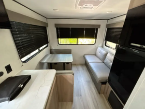 Camping-car de luxe Confortable 2024 2025 2026 Keystones C-o-l-e-m-a-n 19R, caravane, camping-car, remorque de voyage - Product Image 4