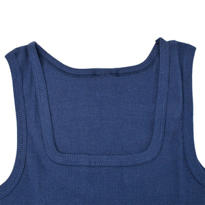 Camiseta sin mangas personalizada para hombre, de algodón transpirable, para fitness, culturismo, estilo casual con bordado. - Product Image 5