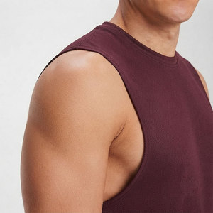 Débardeur Stringer de Haute Qualité pour Hommes – Performance Optimale, Style Urbain, Mobilité Flexible, avec Logo Personnalisé - Product Image 5