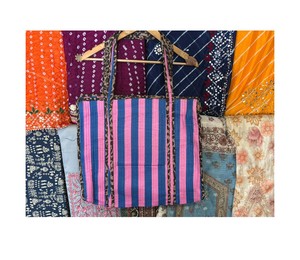 Sac fourre-tout matelassé en coton bohème à deux anses, grande taille, imprimé léopard, sac à main pour femme - Product Image 1