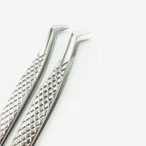 Pinzas para Pestañas de Acero Inoxidable DANTRIC IMPLANTS DO-721, Punta Suave de Precisión, Diseño de Corazón Negro, 10 mm, Duraderas - Product Image 2