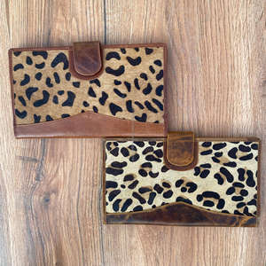 กระเป๋าสตางค์ผู้หญิงหนังแท้สวยทนทานพิมพ์ลายสัตว์แบบพับสองทบเคสใส่บัตรเครดิต - Product Image 3