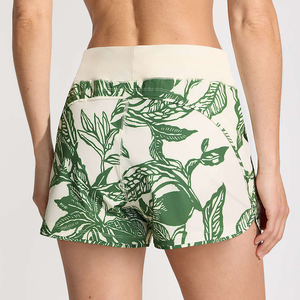 Vente en gros de short de plage à motifs floraux pour la course à pied avec cordon de serrage pour la natation et le séchage rapide et respirant pour femmes - Product Image 3