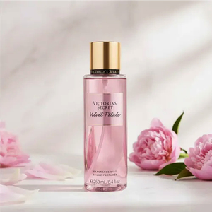 2025 VELVET PETALS <span class=keywords><strong>Victoria</strong></span>'s <span class=keywords><strong>Secret</strong></span> Summer Mist Parfum <span class=keywords><strong>PURE</strong></span> <span class=keywords><strong>SEDUCTION</strong></span> Corps Prune Juteuse Fraise Écrasée 250mL 8.4Oz - Product Image 2