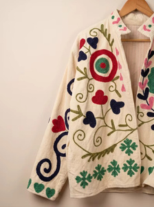 Chaqueta Bomber Suzani Hecha a Mano MONIT MARKETING, Bordada a Mano con Diseño Floral Boho, 100% Algodón Transpirable, Otoño Invierno - Product Image 2