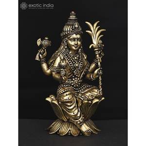 Escultura artesanal de latón superfino de 4 pulgadas de la diosa Rajarajeshvari, obra maestra de artesanos indios - Product Image 3