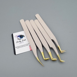 แหนบต่อขนตา Lucky Lash Tools รุ่น LLT-10180 สแตนเลสสตีล ป้องกันไฟฟ้าสถิต ขนาด 10 มม. จับถนัดมือ ปลายทองคำ - Product Image 1