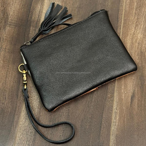 Nouveau luxe tendance repoussé à la main en cuir bracelet de transport pochettes véritable peau de vache soirée enveloppe pochette sac à main avec pompon fermeture éclair - Product Image 5