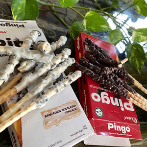 PINGO Set de Snacks Vietnamitas: Palitos de Galleta de Chocolate con Leche 32g y 49.5g, ODM Disponible - Product Image 5