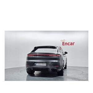 Porsche Cayenne 3.0 Coupé 2024, 17,191 km, Volante a la Izquierda, Caja de Cambios Automática, Asientos de Cuero con Cámara Trasera - Product Image 4