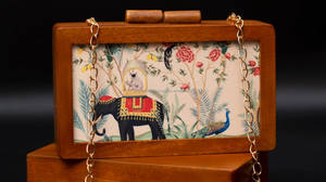 Monederos y bolsos de mano de madera con acabado natural Pedidos a granel de moda vintage para bodas y fiestas - Product Image 5