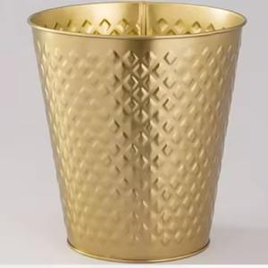 Poubelle en métal de haute qualité avec texture industrielle lisse, idéale pour un rangement propre dans le salon, la chambre à coucher, la cuisine - Product Image 6