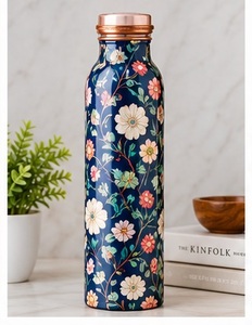 Botella de Agua Estética con Diseño Floral y Colibrí, Tapa de Cobre, Portátil, Metálica, para Viajes - Product Image 4