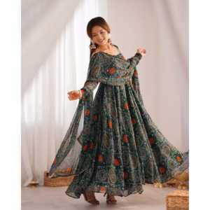 Hermoso vestido y pantalón Anarkali de talla XS con Dupatta para ropa de fiesta - Product Image 3