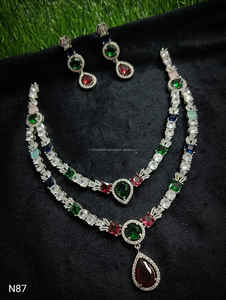 ชุดเครื่องประดับเจ้าสาวประดับเพชรแบบอเมริกันคลาสสิกสร้อยคอและต่างหูสองชิ้นสำหรับงานแต่งงานแฟชั่นสไตล์คลาสสิก - Product Image 5