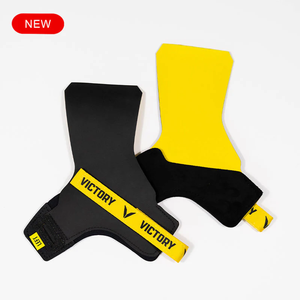 Unisex Leather Hand Grip for Weightlifting Gym Padded Palm Grips for Pull Ups Rows Fitness <b>Training</b> session Gear Supplier - Product Image 1